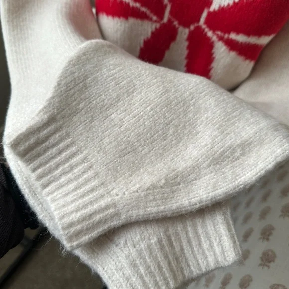 a new day Cream Sweater with Red Bow - Picture 7 of 8